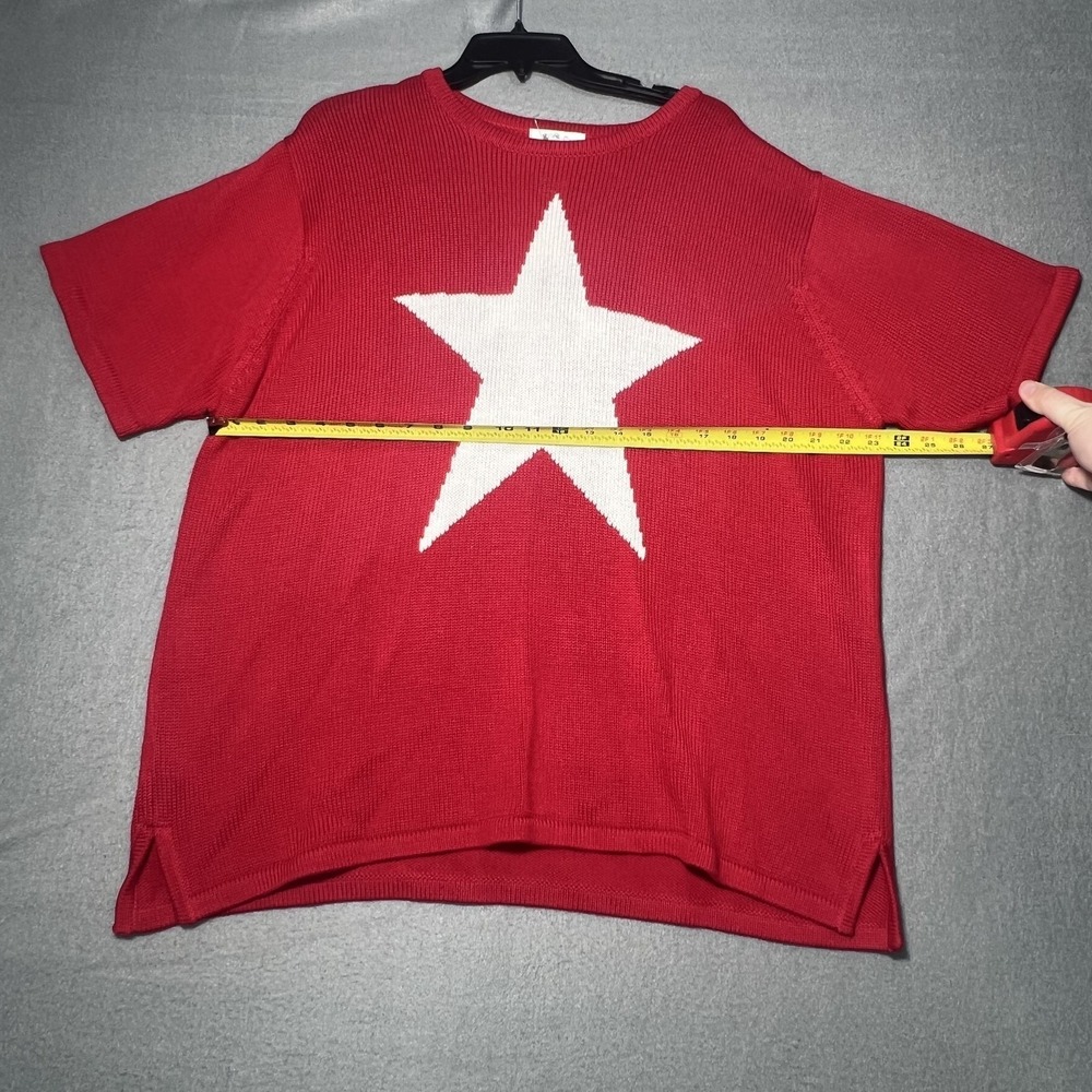The Quacker Factory Women's Red White Star Knit Sweater Top 1X Short Sleeve - Picture 2 of 6